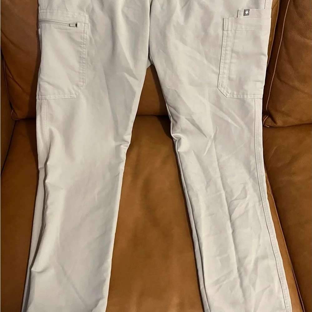 Figs Technical Pants - Picture 3 of 7